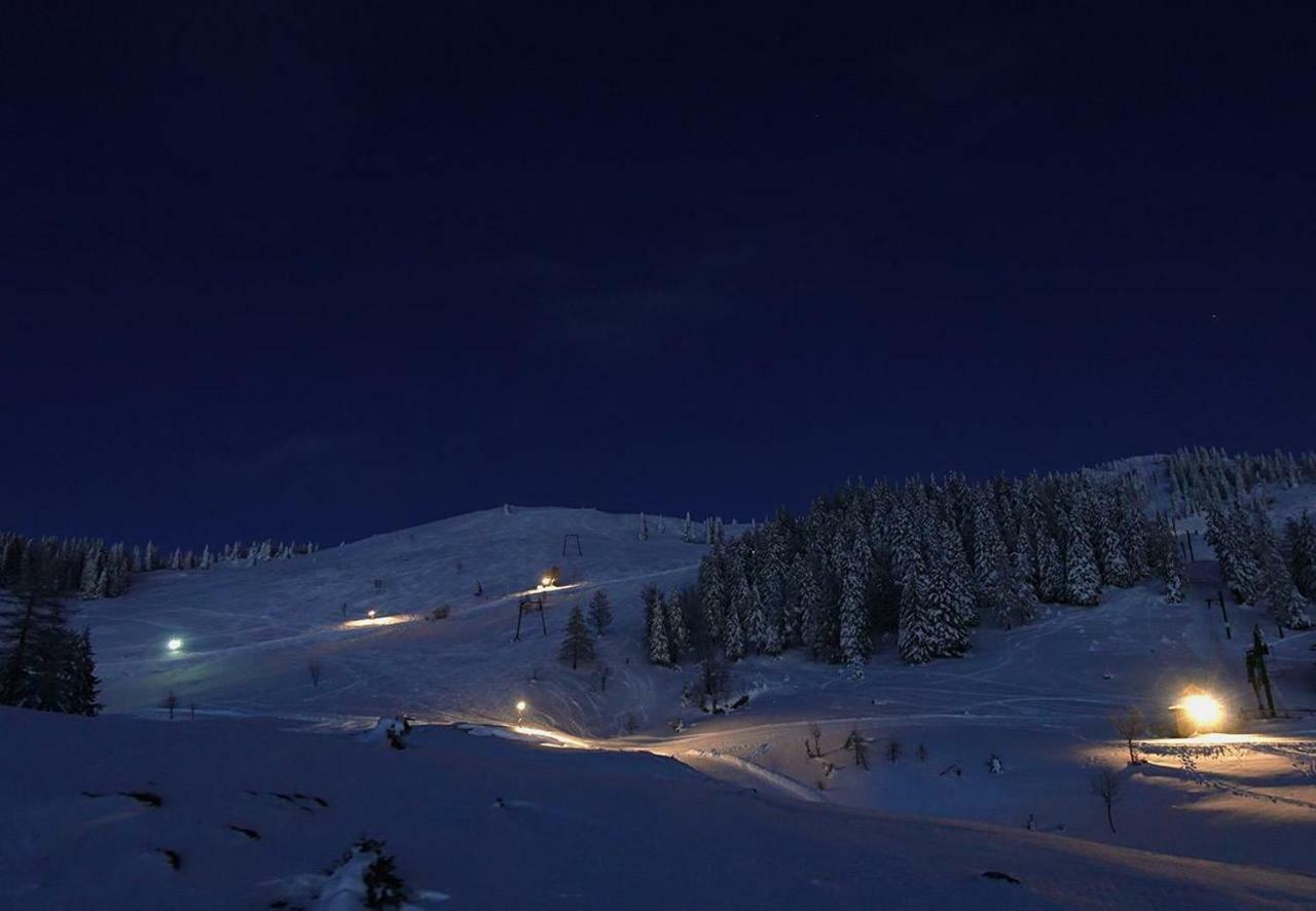 Koca Predilnica Velika Planina Villa Kamniska Bistrica Exteriör bild